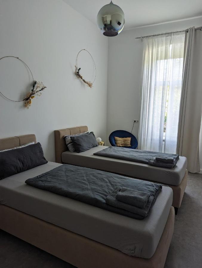 Meet And Greet Am Steiger Apartment แอร์ฟวร์ท ภายนอก รูปภาพ